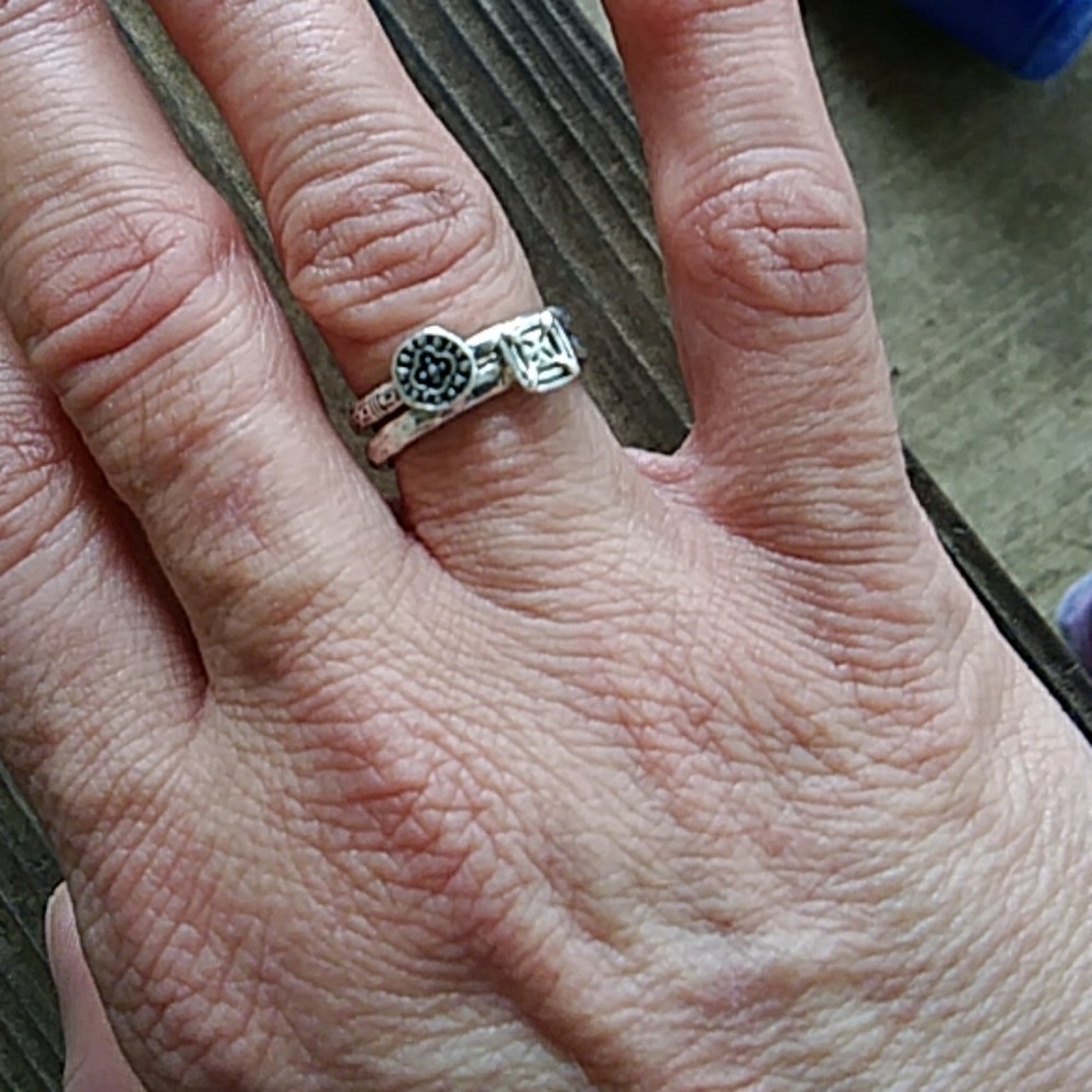Silpada Vintage-Inspired Double Stack Silver Ring - Picture 3 of 4
